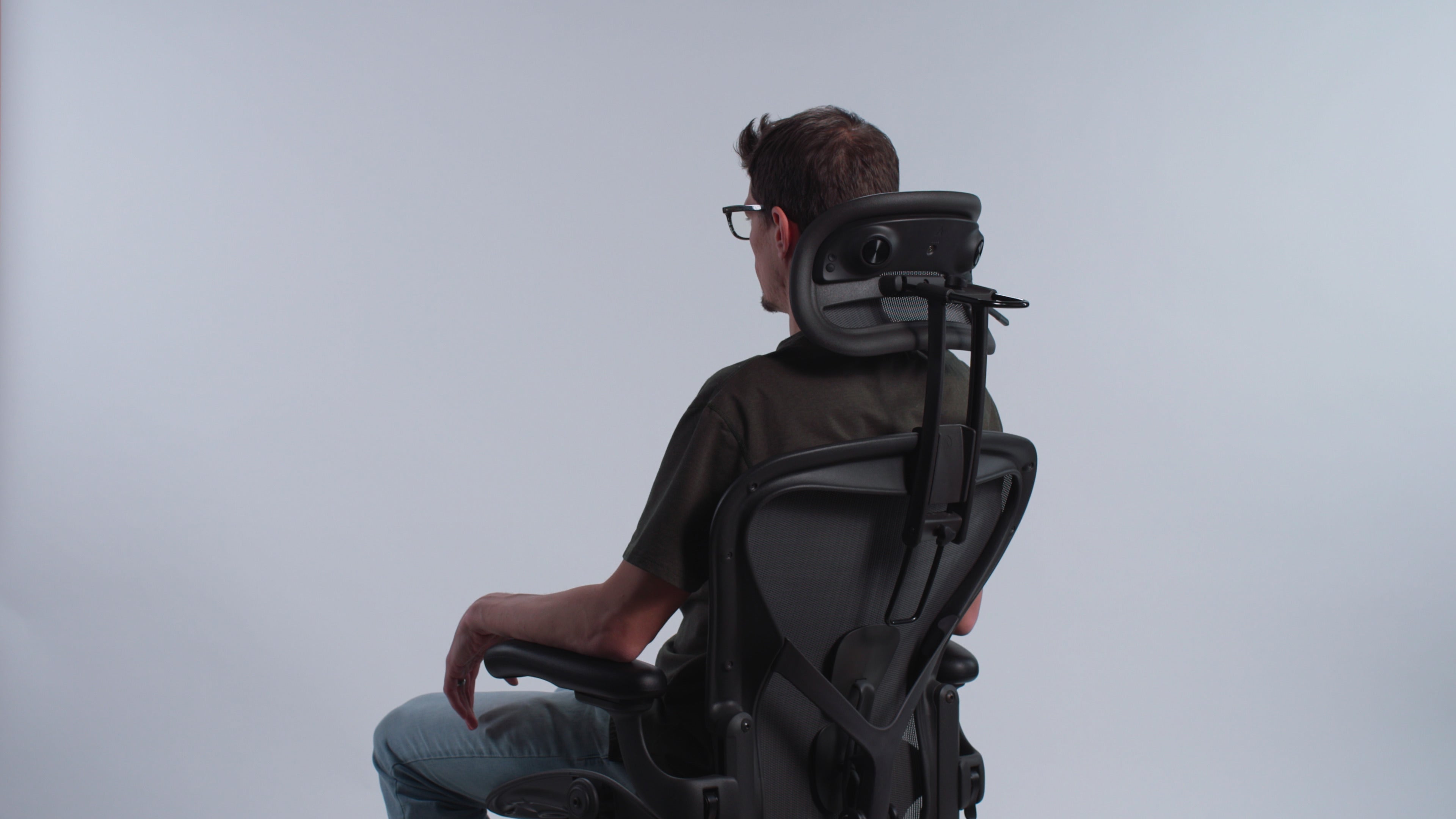 Wireless Speaker for Aeron Headrest