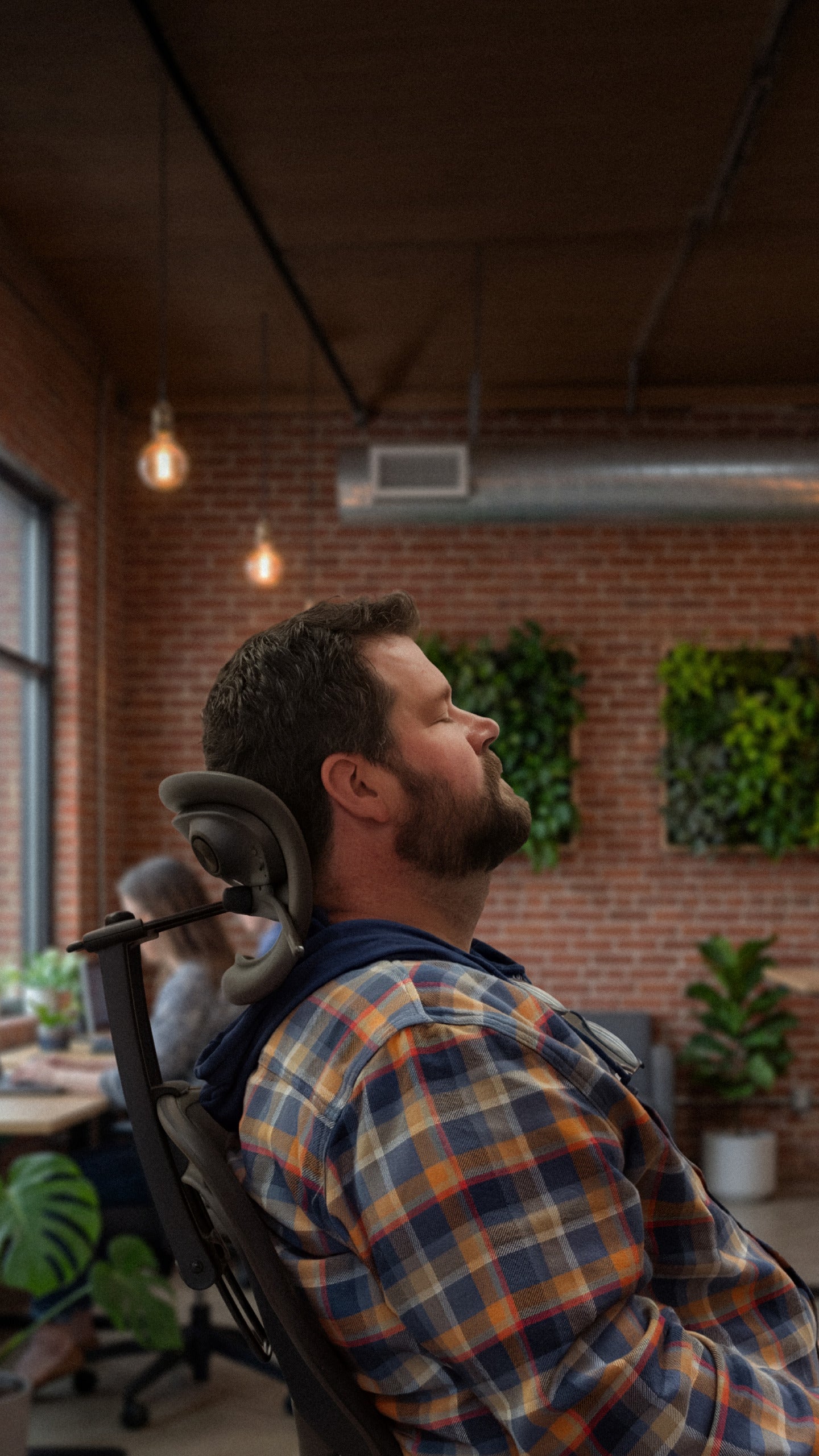 Wireless Speaker for Aeron Headrest